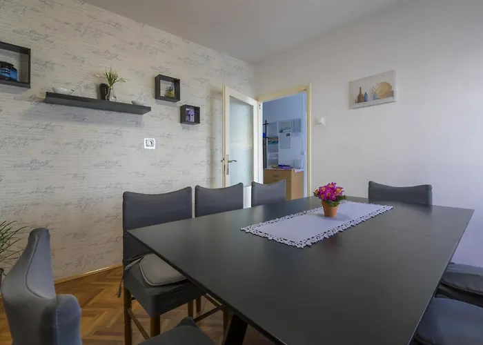 Avisnja Apartment Crikvenica