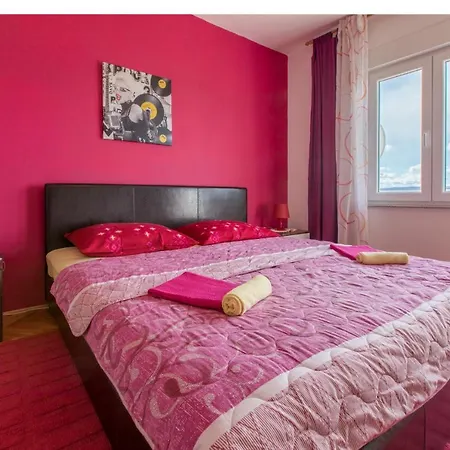 Avisnja * 크리크베니카